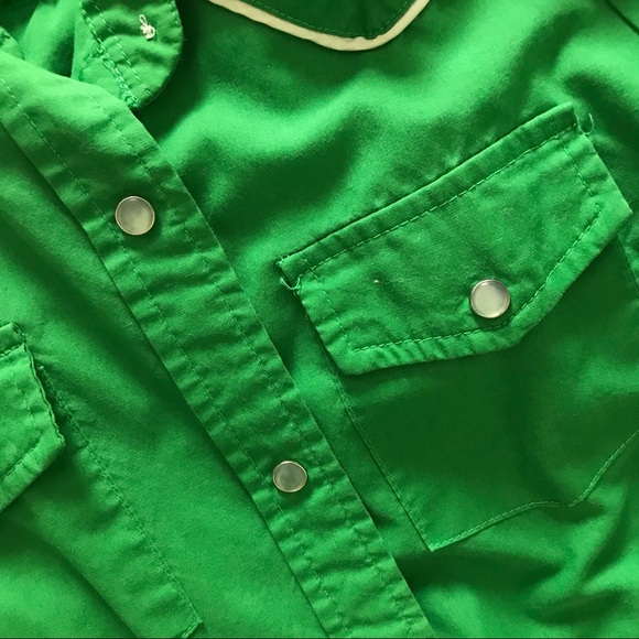 SOLD ON DEPOP @winedark / green buttondown - Picture 3 of 5